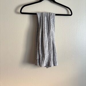 Gray Ribbed Knit Scarf
